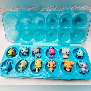 Hatchimals CollEGGtibles Mini Figure Toy Set